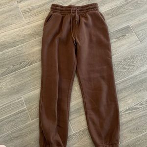 Kyoyo Sweats